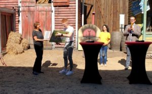 Gesamtschule Petershagen_Bester Klassensprecher Brandenburgs aus unserer Schule_Uebergabe Gewinner-Scheck_Juni 2020